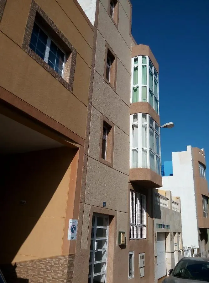 아파트 Sun And Sea House 3 Rooms & Wifi 아리나가