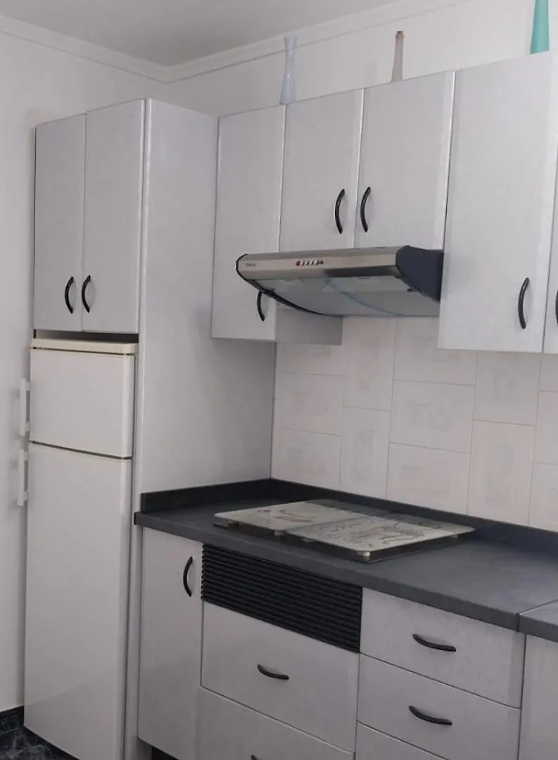 Sun And Sea House 3 Rooms & Wifi 아리나가 0*,  스페인